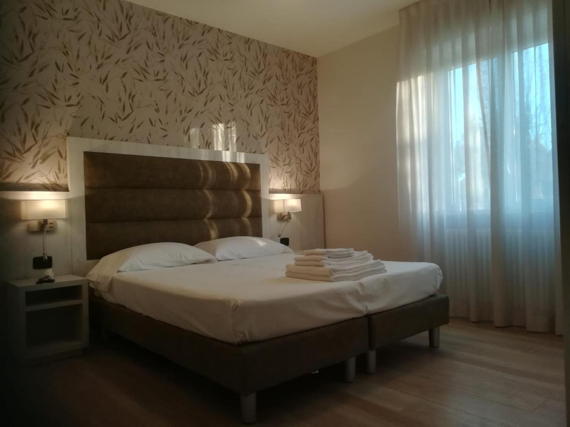 פורטה דיי מארמי Hotel Miramare מראה חיצוני תמונה