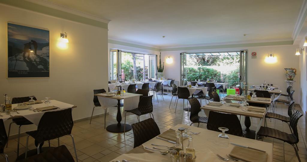 פורטה דיי מארמי Hotel Miramare מראה חיצוני תמונה
